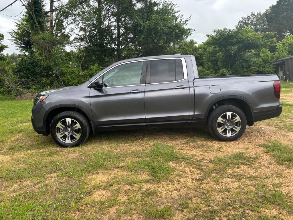 2017 Honda Ridgeline RTL AWD's photo