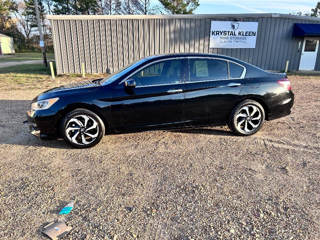 2017 Honda Accord EX-L V-6's photo