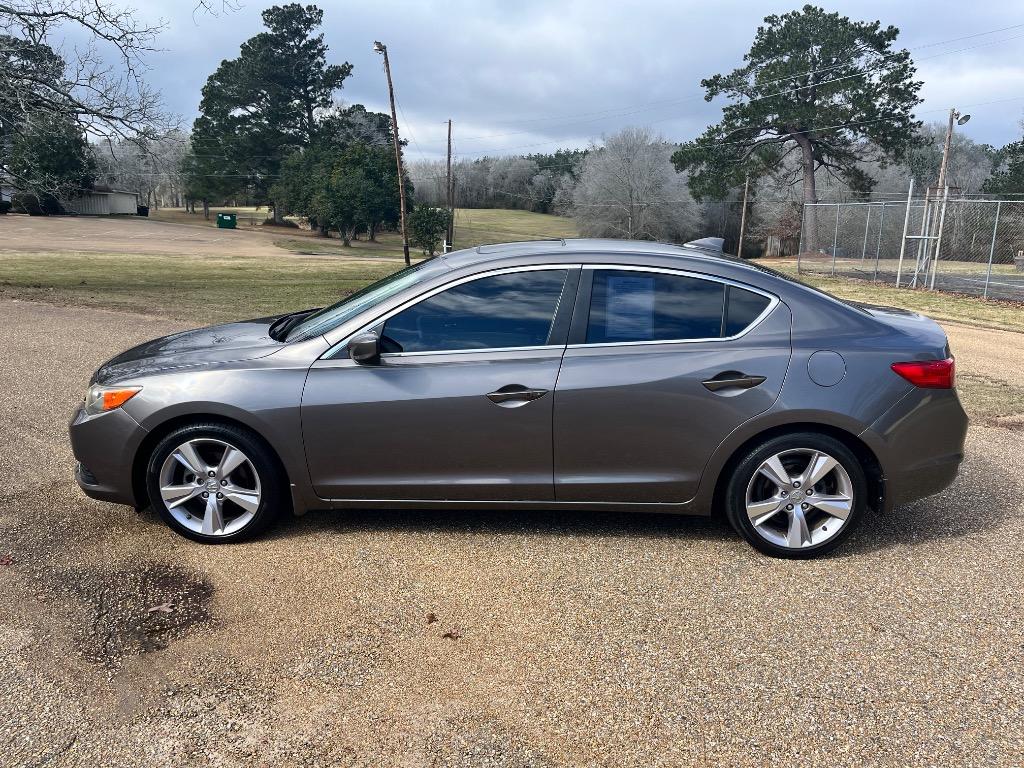 2013 Acura ILX Technology
