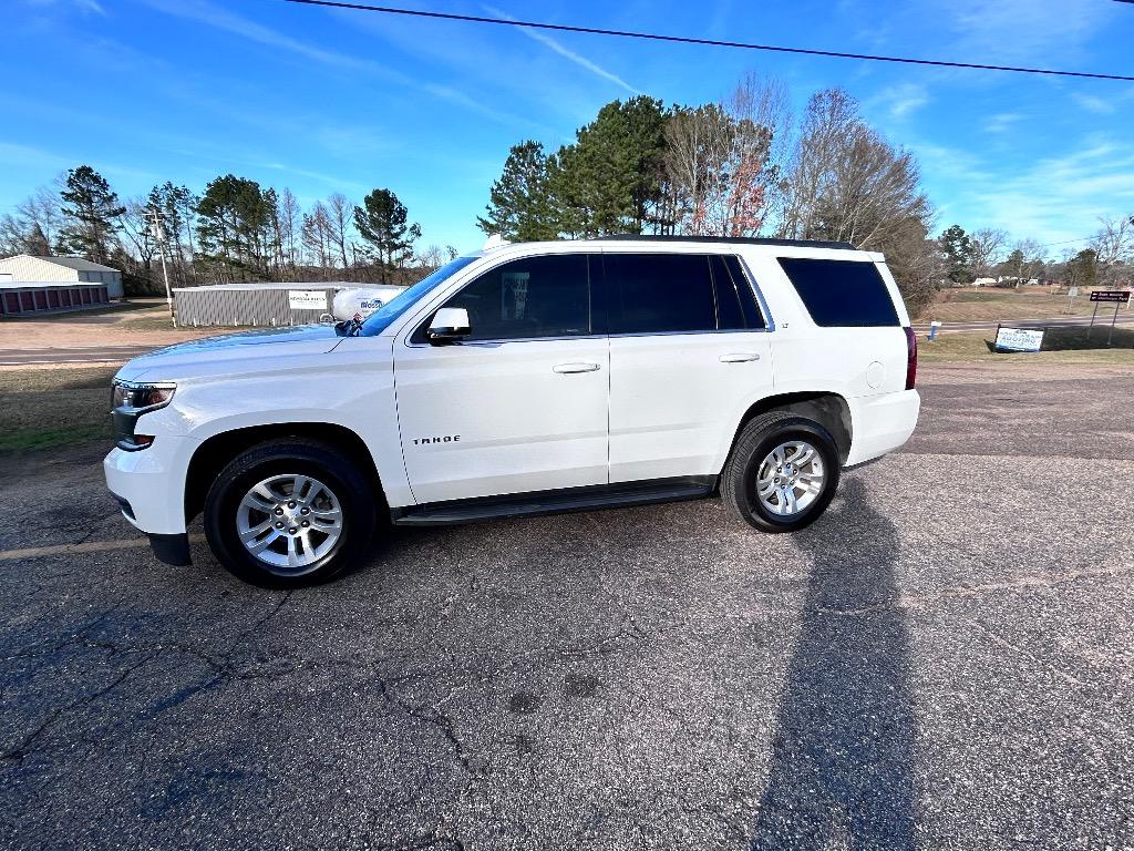 2017 Chevrolet Tahoe LT's photo