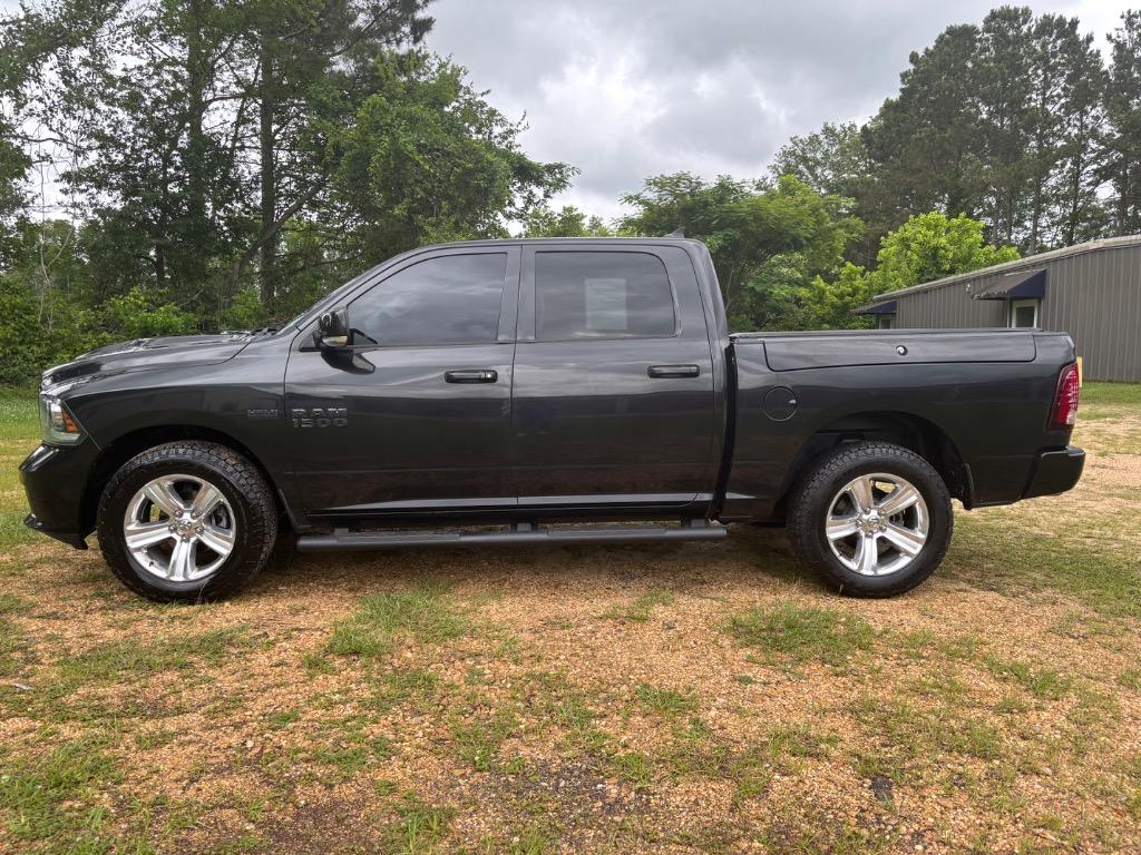 2016 RAM 1500 Sport 4x4 Crew Cab 5'7's photo