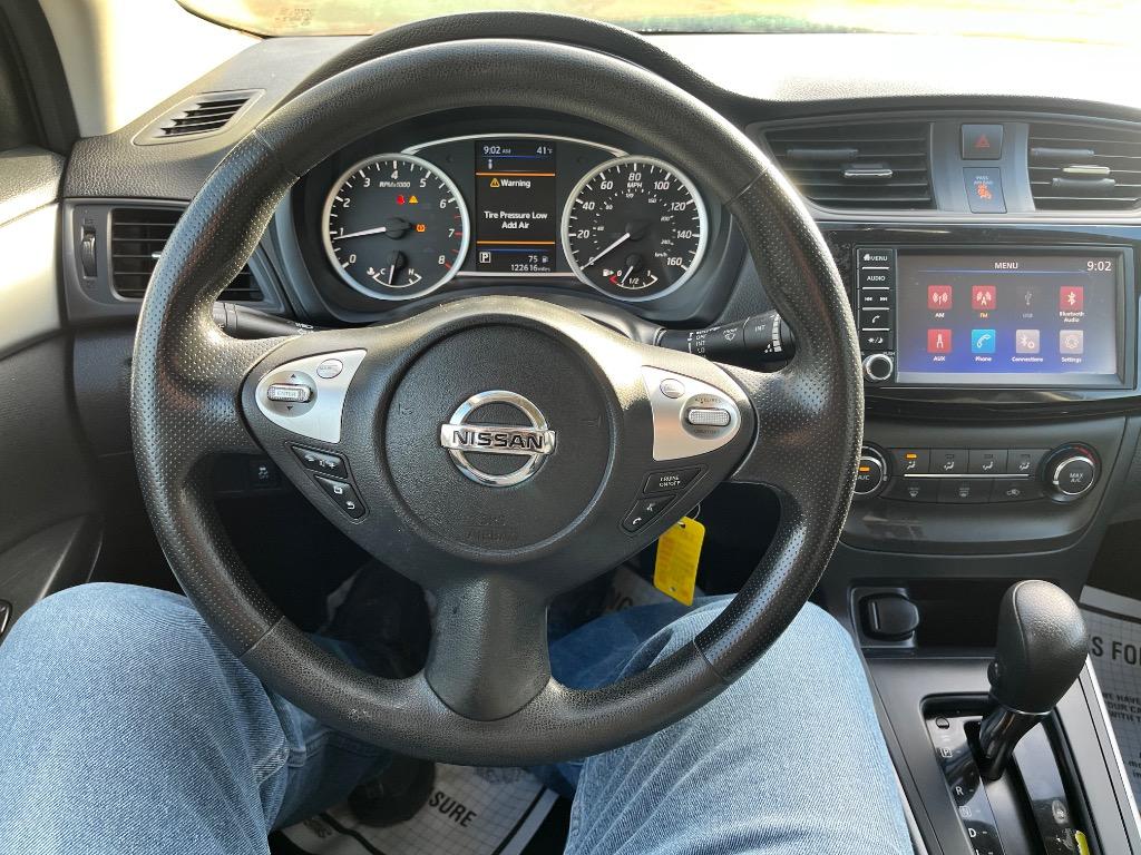 2019 Nissan Sentra S - Photo 9