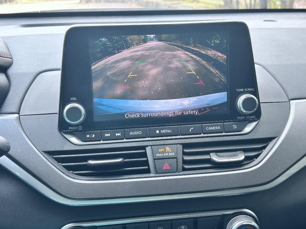 2023 Nissan Altima SR - Photo 8