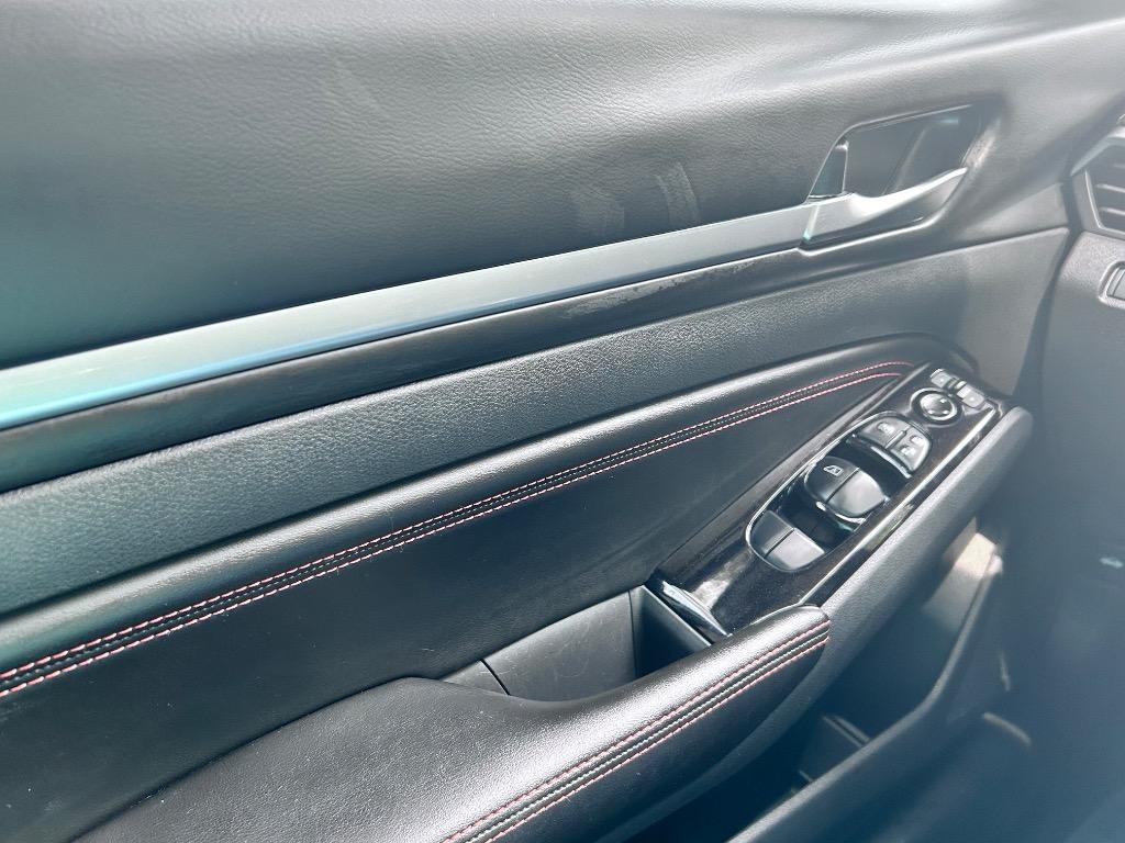 2023 Nissan Altima SR - Photo 11