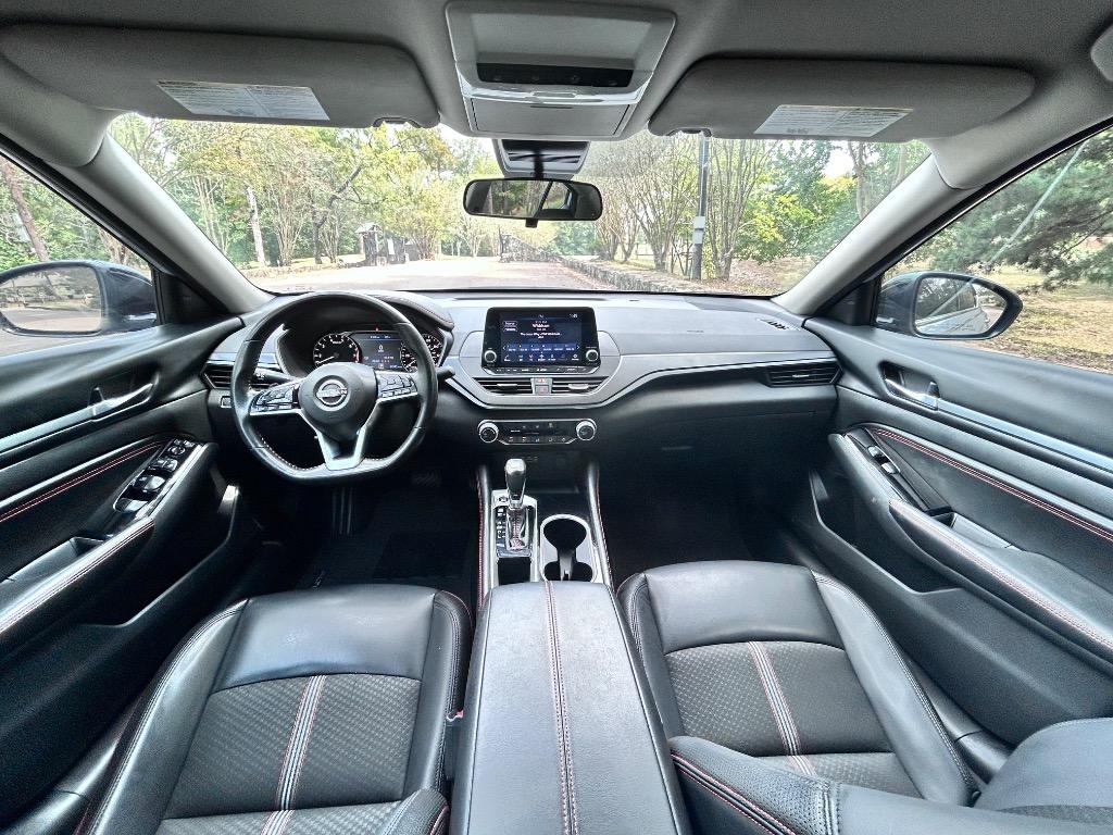 2023 Nissan Altima SR - Photo 6