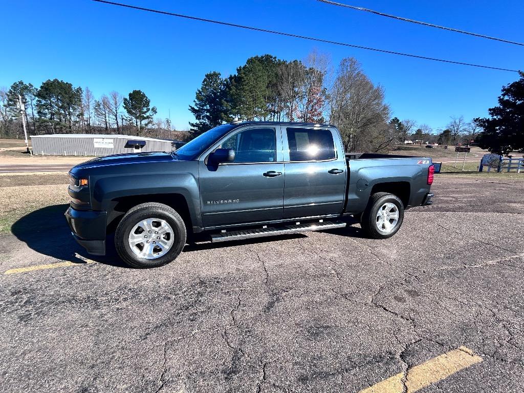 2018 Chevrolet Silverado 1500 LT's photo