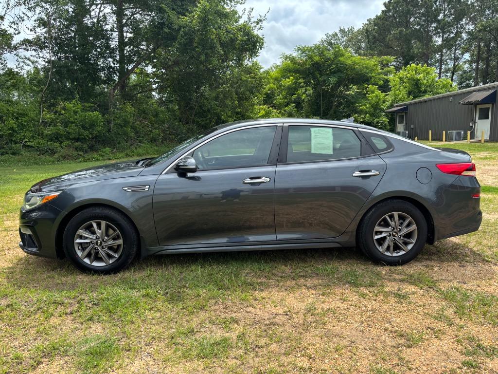2020 Kia Optima LX AT's photo