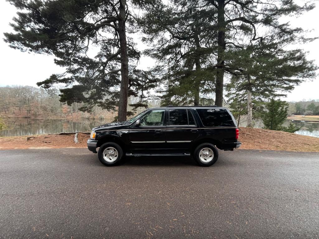 1999 Ford Expedition XLT's photo